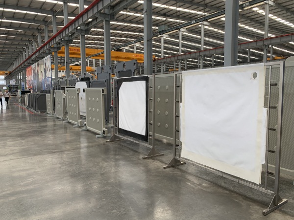 優質板框式壓濾機濾板價格是多少？